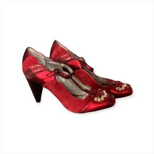 Poetic Licence London shoes size 8.5 (US).